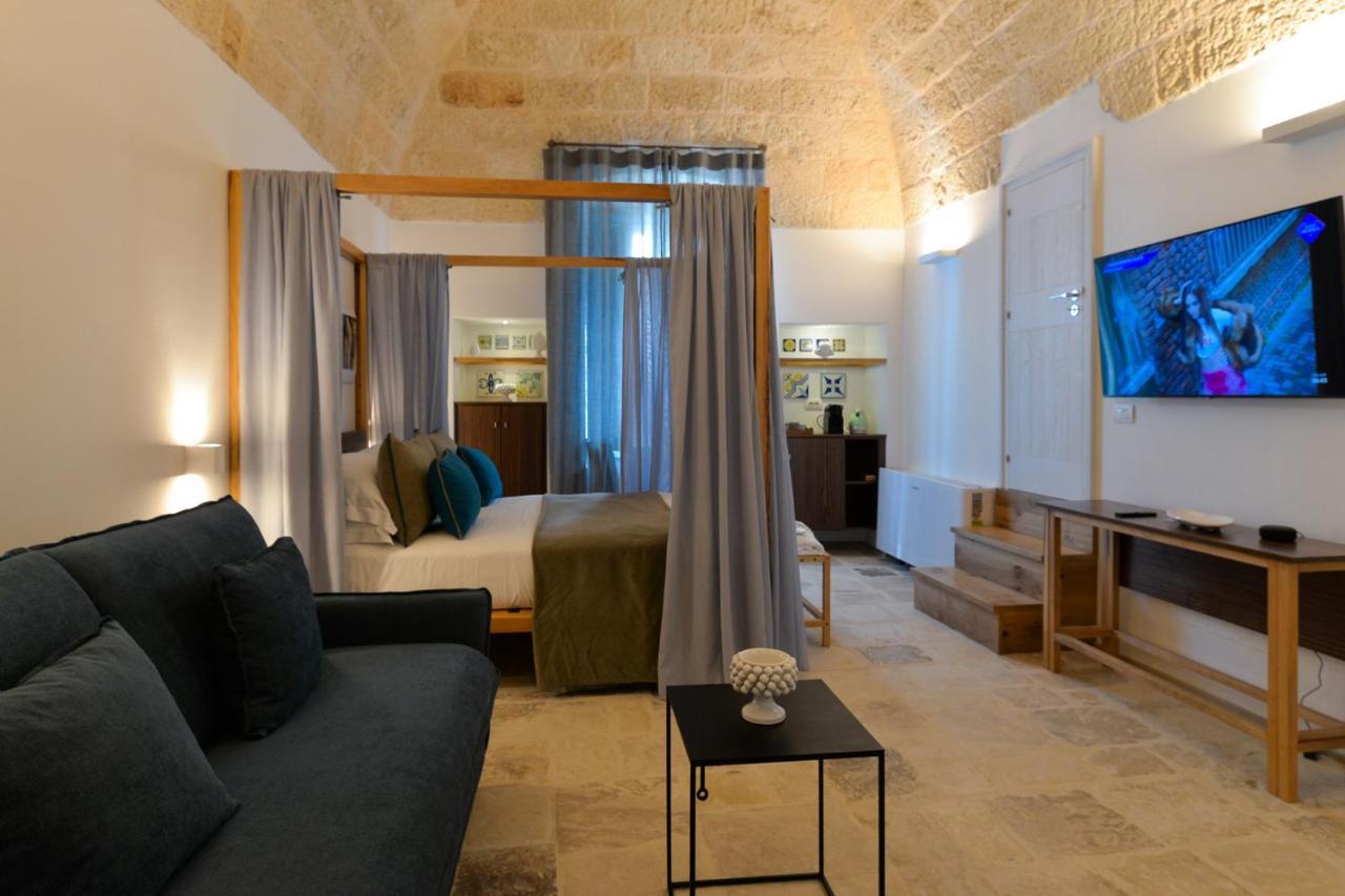 B-Welcome Rooms Of Charme E Relax Polignano a Mare Exterior foto